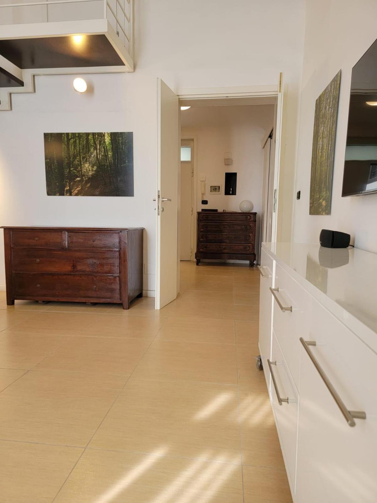 Central Station Apartment Барі Екстер'єр фото
